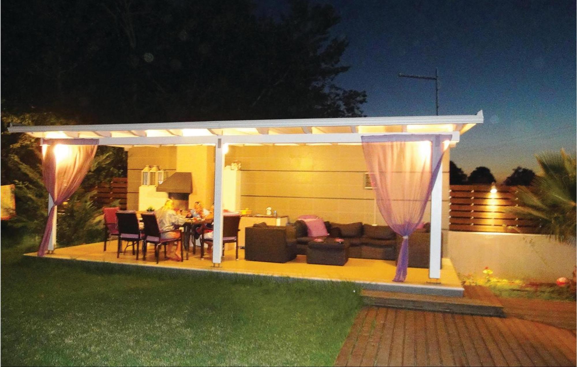 Lovely Home In Preveza With Outdoor Swimming Pool Kanáli Kültér fotó